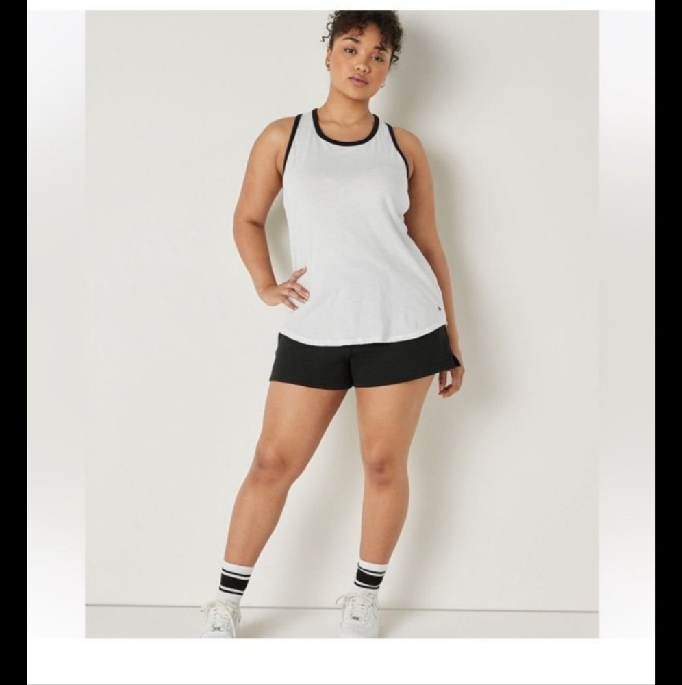 Pink Brand-Sz XL Tank Top with Black Trim With Black Dog In Corner.